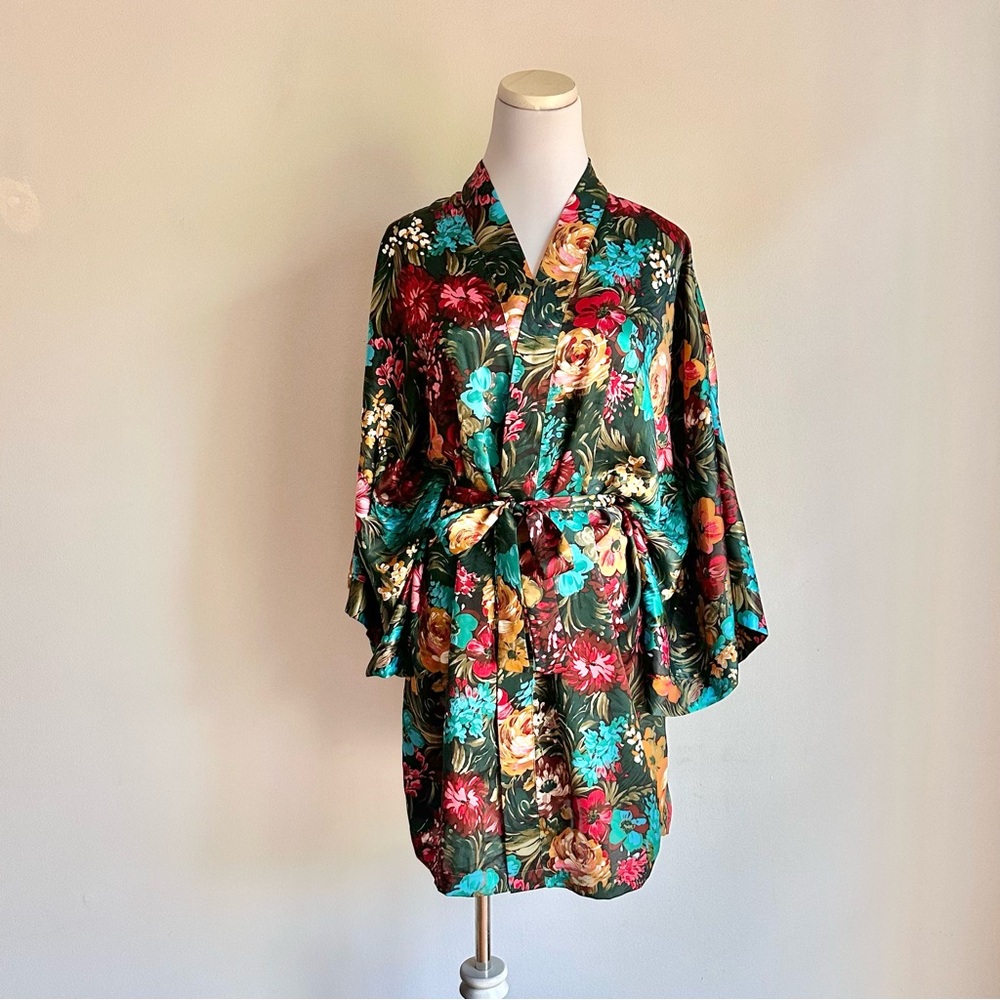 Vintage Victoria’s Secret Satin Dark Green Multicolor Floral Short Kimono Robe